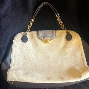 Elegant Cream and Brown Handbag Tory Burch